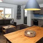 In With Barbecue Apartment *