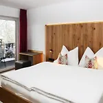 Apartment In With Barbecue *