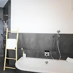 Apartment In With Barbecue *