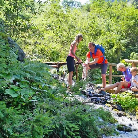 In With Barbecue Apartament