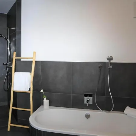 Apartament In With Barbecue