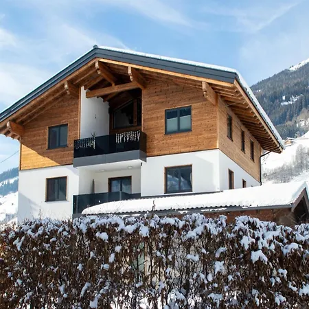 Appartement In With Barbecue Bramberg am Wildkogel